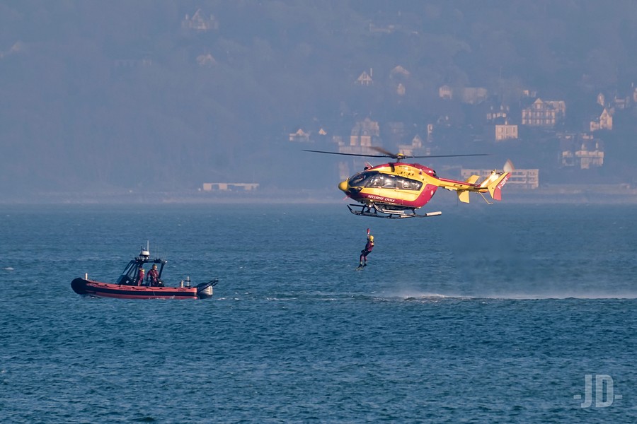 des exemples de photographies pouvant orner bientôt les murs de vos locaux